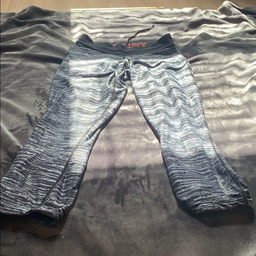 Dry fit Nike capris leggings